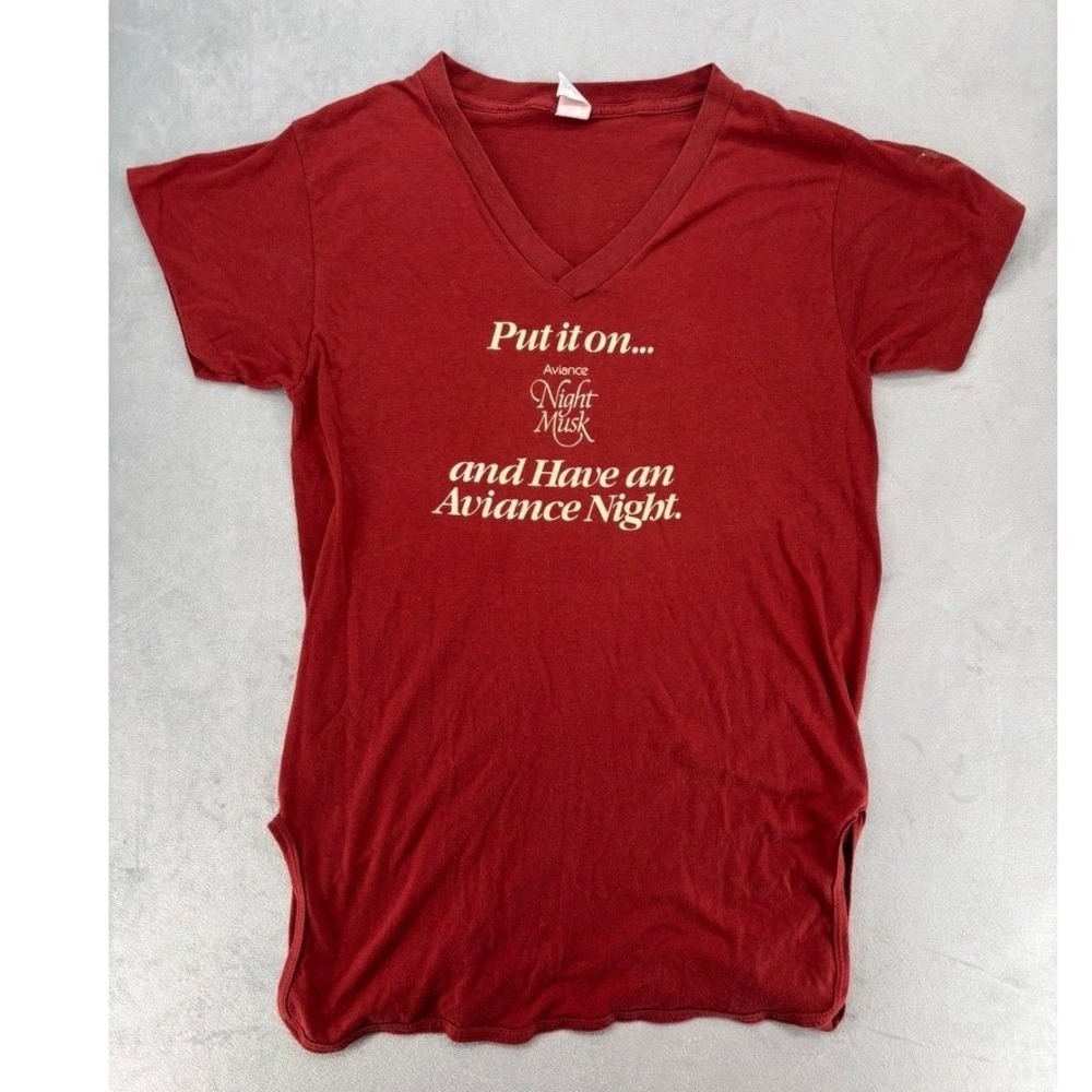 Vintage 70s Graphic Tee Aviance Night Musk T-Shirt Womens OS Red Retro